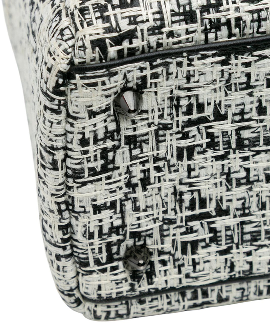 Dior Medium Tweed Lady Dior Wit