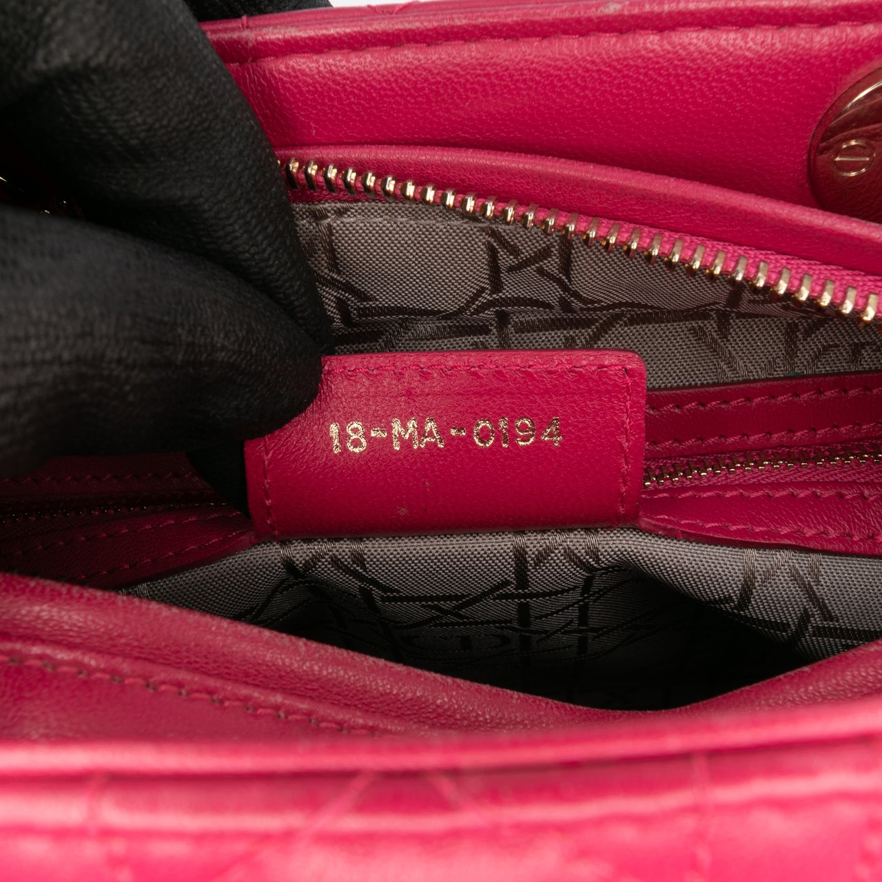 Dior Medium Lambskin Cannage Lady Dior Roze