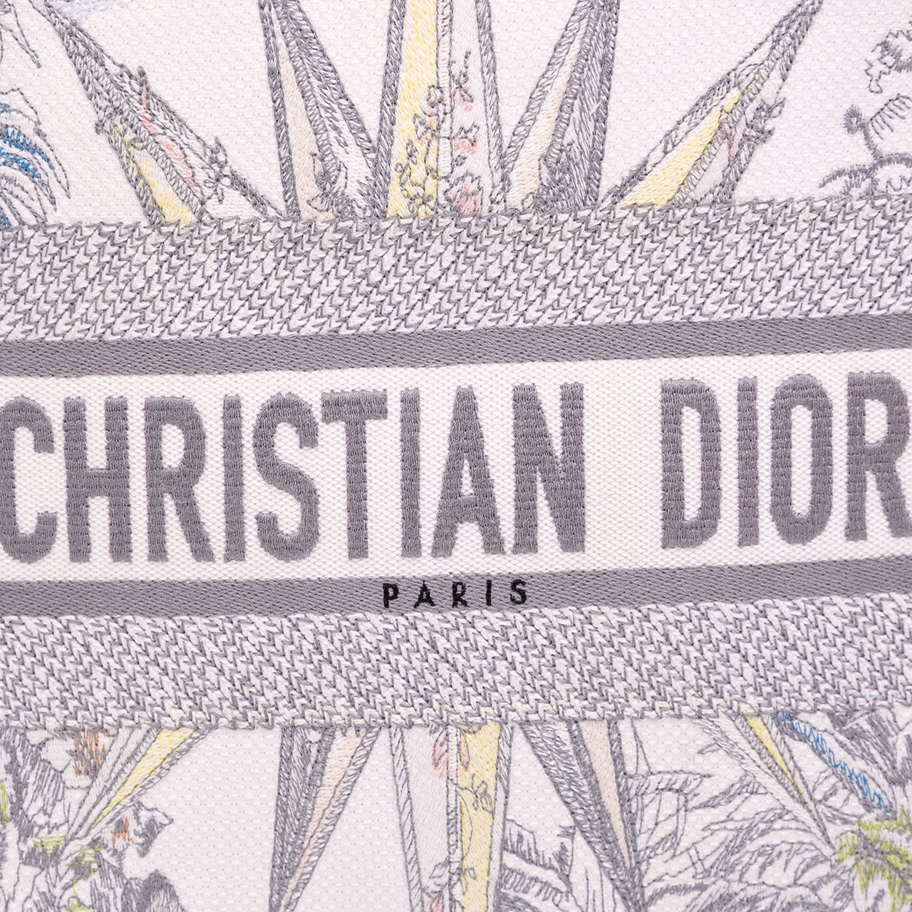 Dior Medium Reve d Infini Book Tote Paars