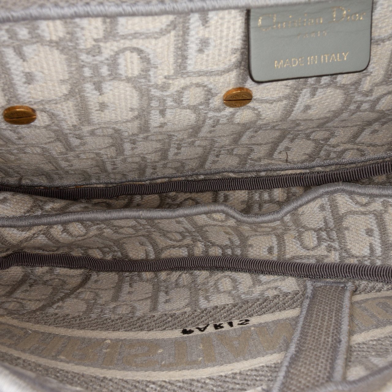 Dior Oblique Embroidered Canvas Saddle Bag Grijs
