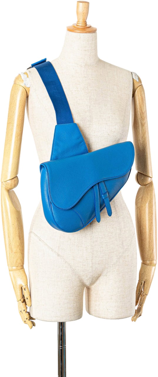 Dior Grained Calfskin Saddle Crossbody Blauw