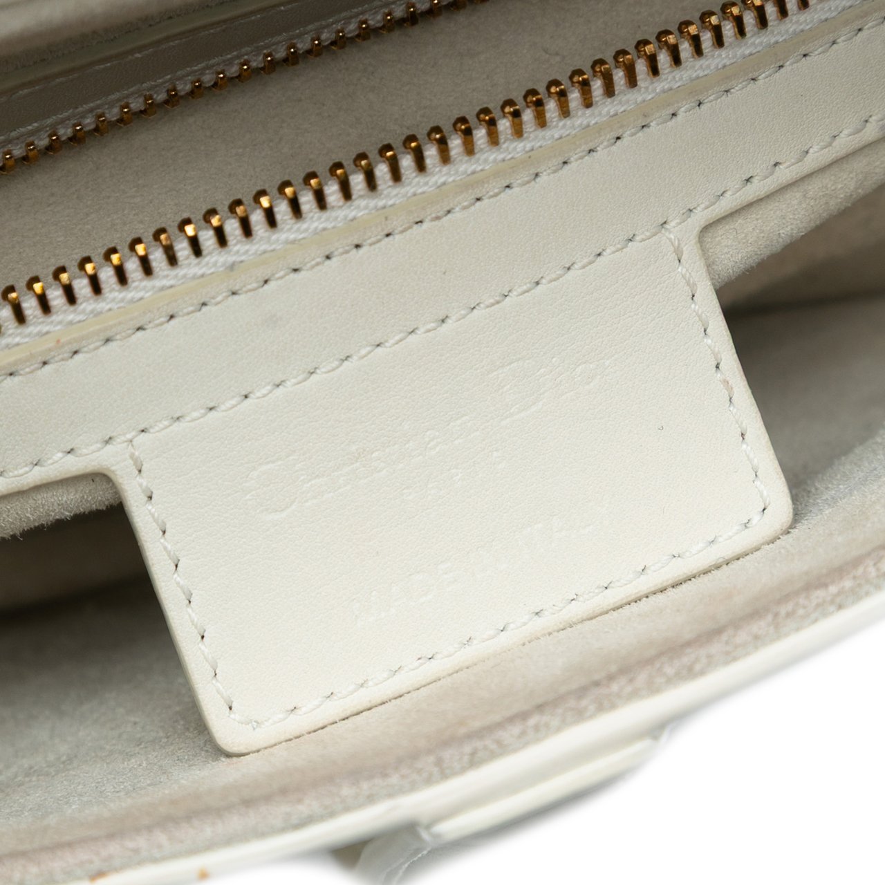 Dior Ultra Matte Calfskin Saddle Bag Wit