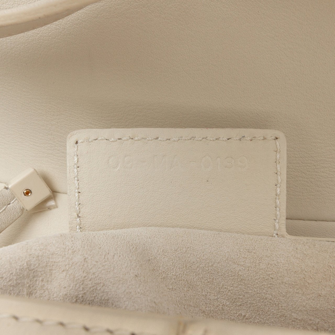 Dior Ultra Matte Calfskin Saddle Bag Wit