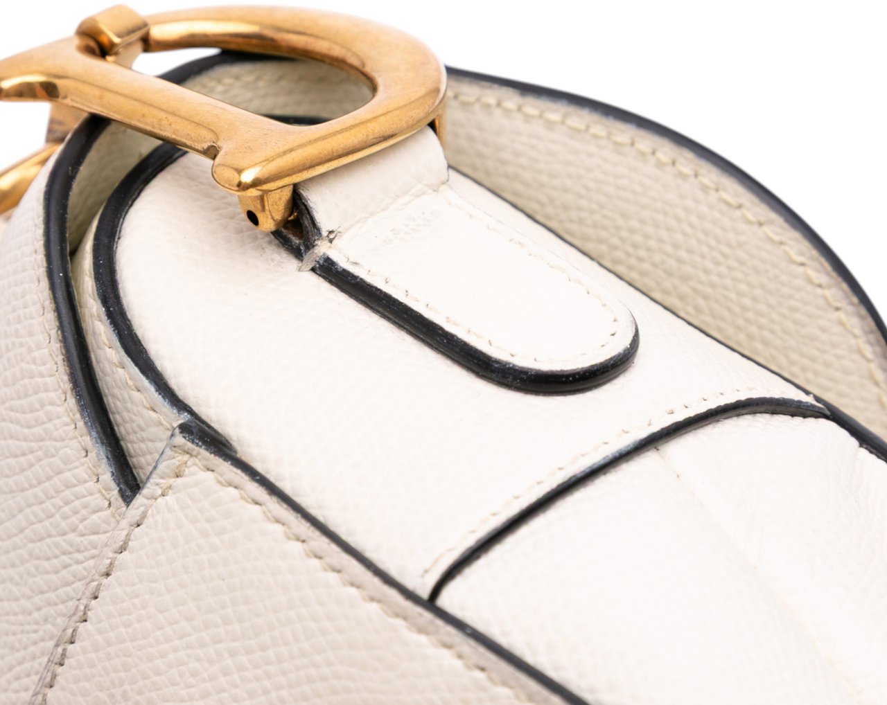 Dior Grained Calfskin Saddle Bag Wit