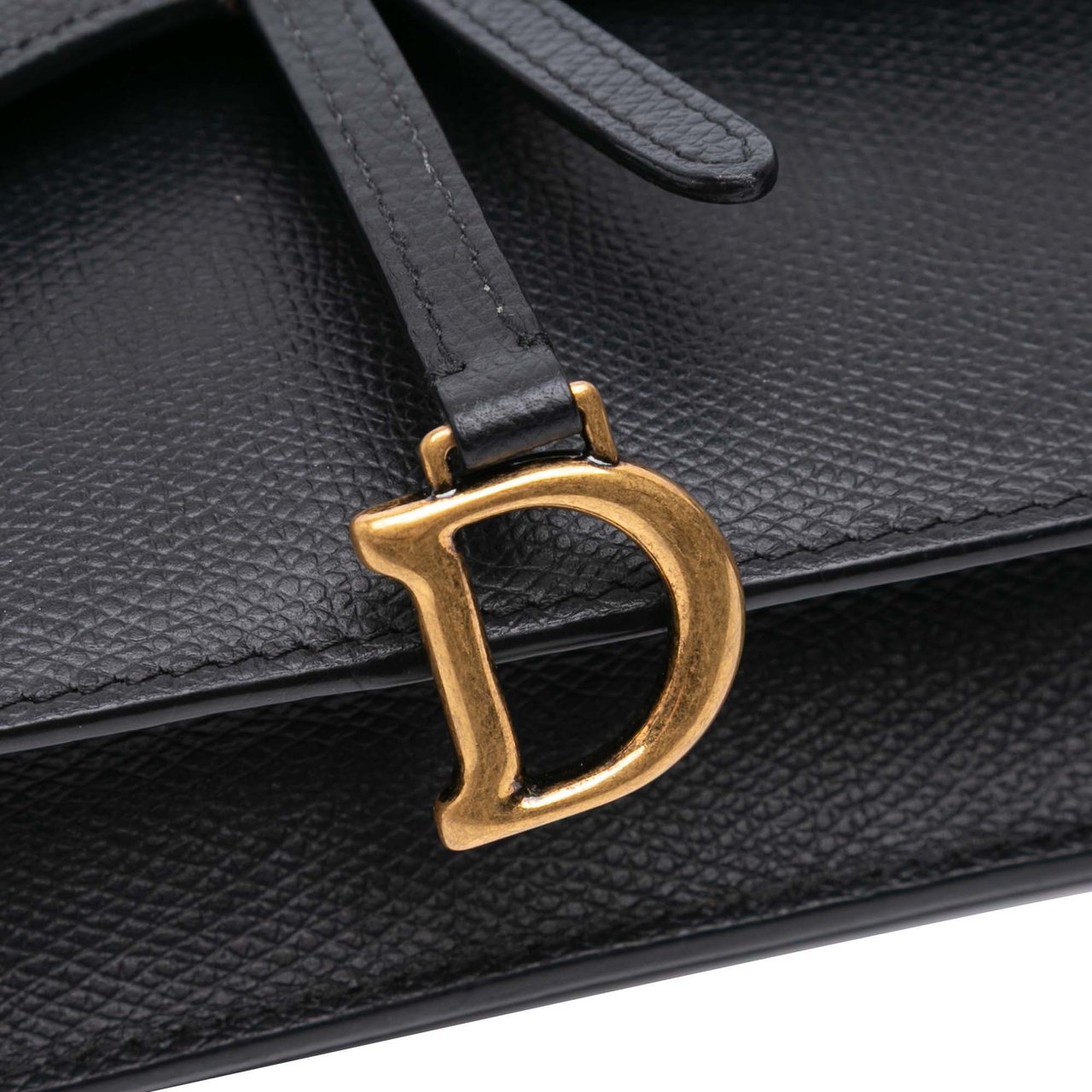 Dior Grained Calfskin Saddle Chain Pouch Zwart