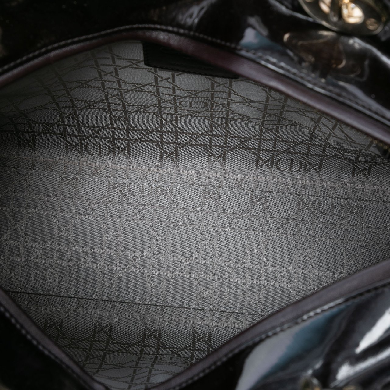 Dior Large Patent Cannage Lady Dior Zwart