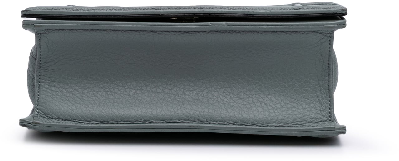 Dior Small Grained Calfskin Diorama Flap Grijs