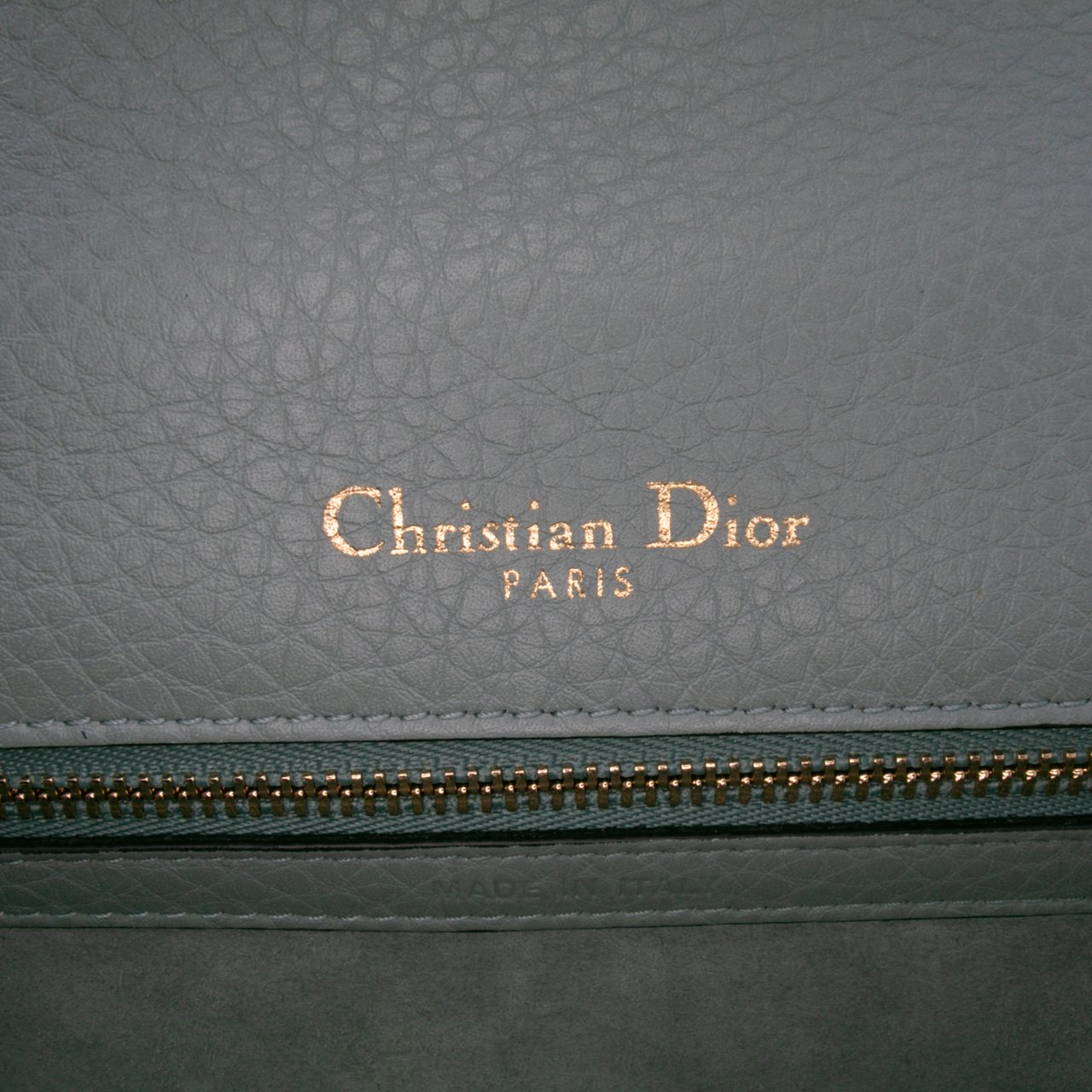 Dior Small Grained Calfskin Diorama Flap Grijs