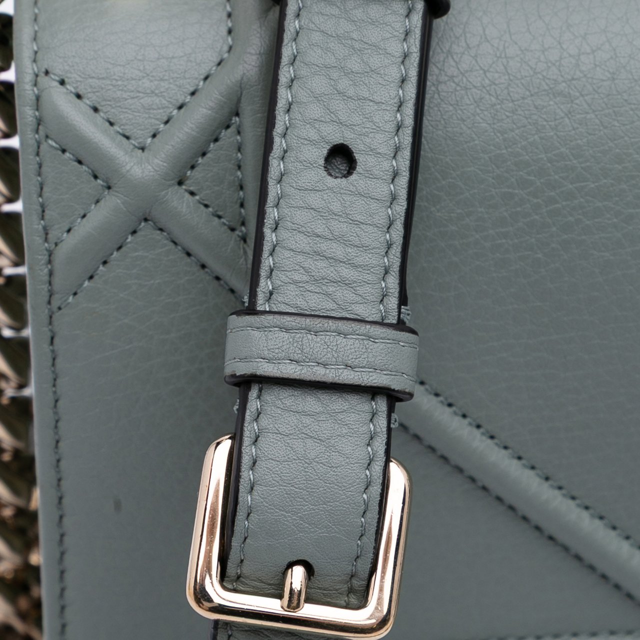 Dior Small Grained Calfskin Diorama Flap Grijs