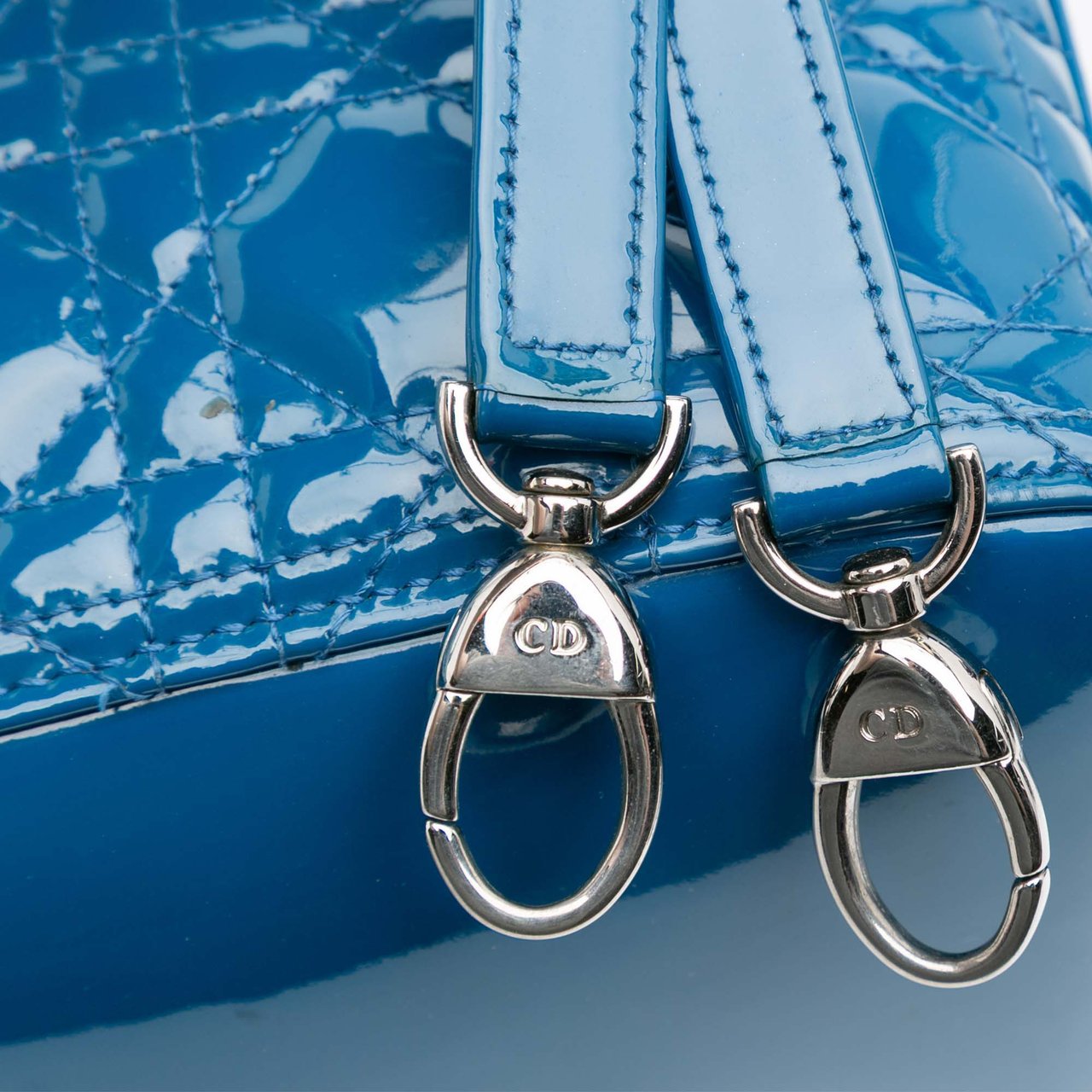 Dior Large Patent Cannage Lady Dior Blauw