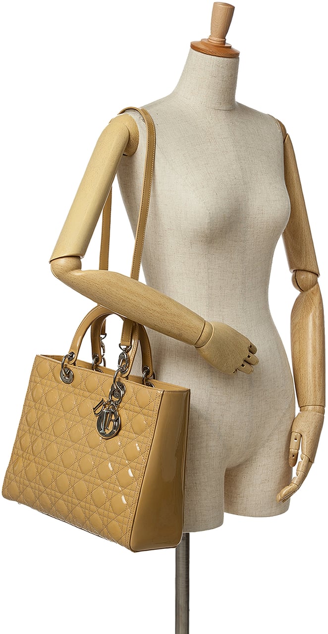 Dior Large Patent Cannage Lady Dior Geel