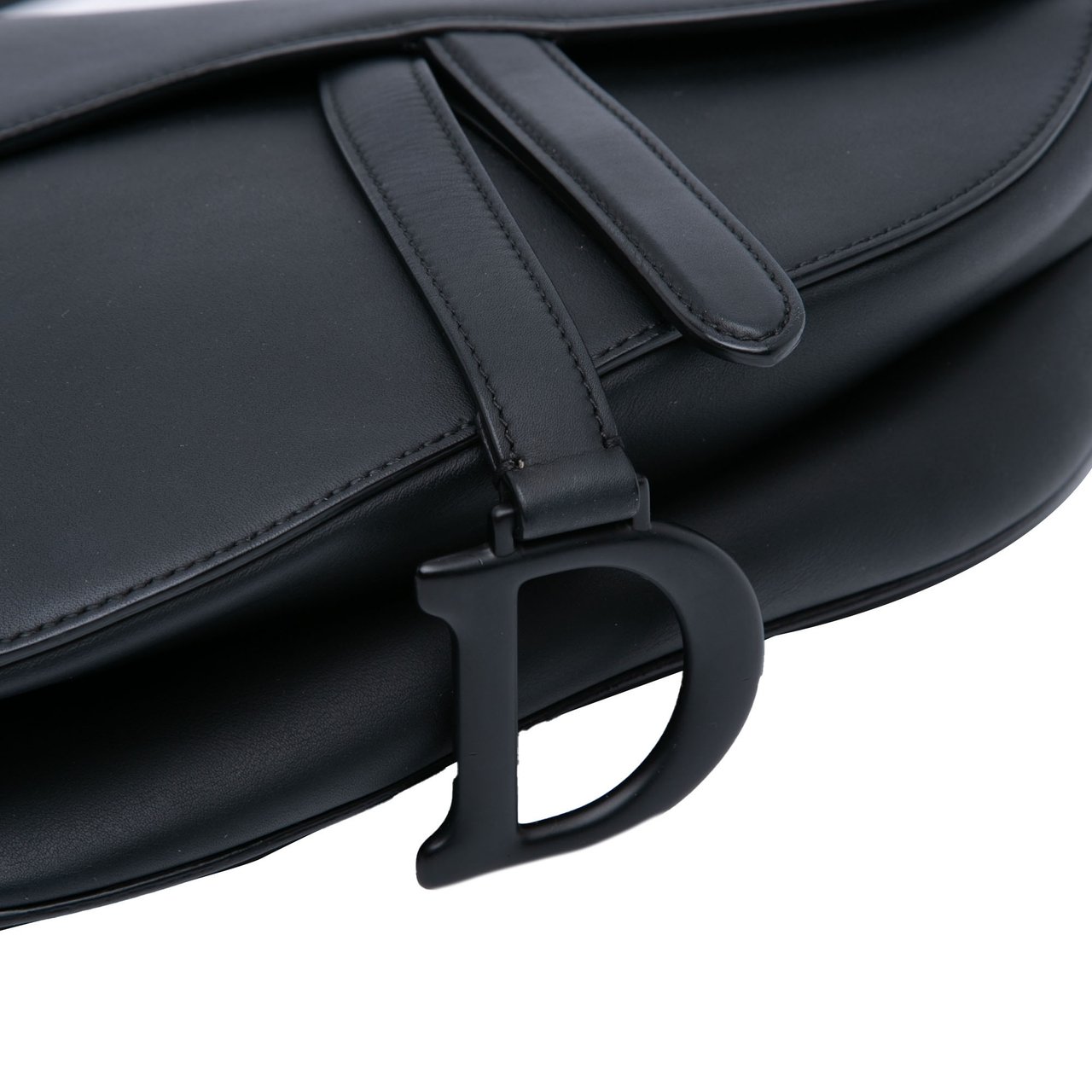 Dior Ultra Matte Calfskin Saddle Bag Zwart