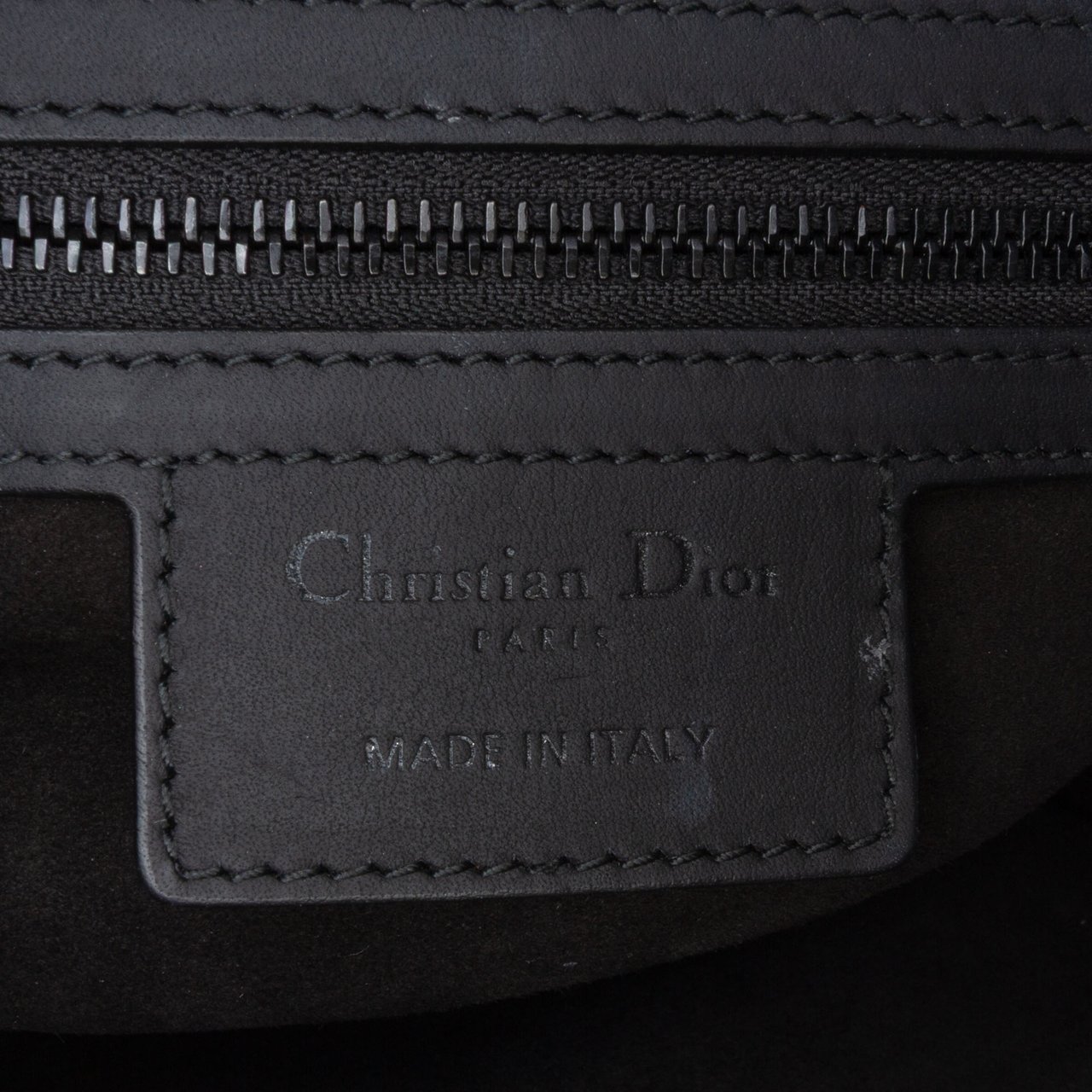 Dior Ultra Matte Calfskin Saddle Bag Zwart