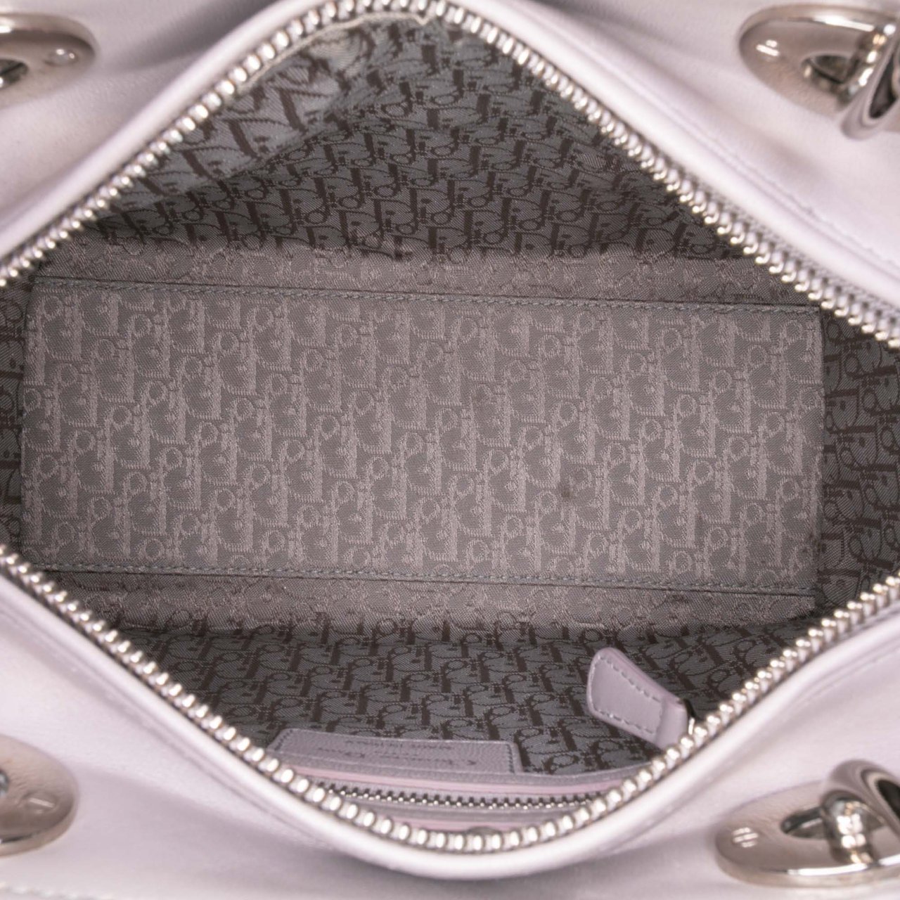 Dior Medium Lambskin Cannage Lady Dior Paars