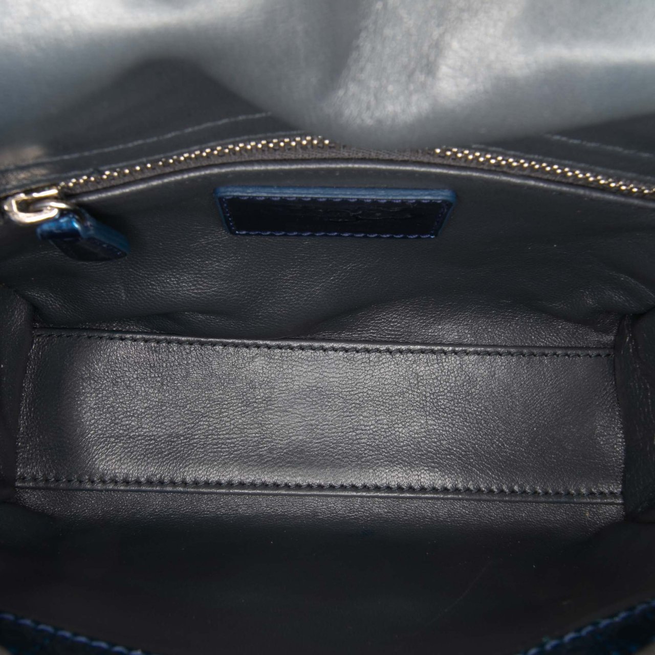 Dior Mini Metallic Patent Microcannage Lady Dior Blauw