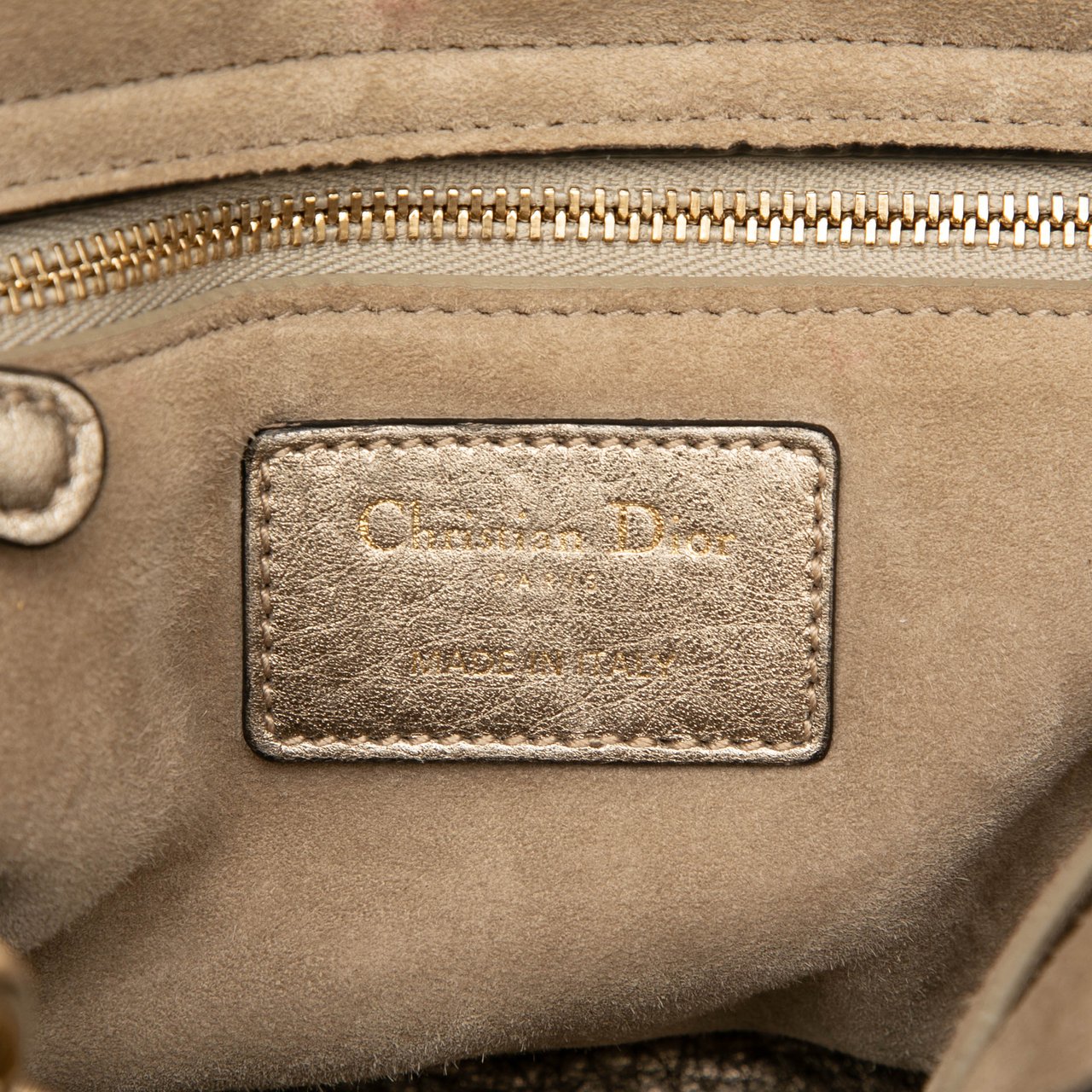 Dior Medium Metallic Grained Calfskin Cannage Supple Lady Dior Goud