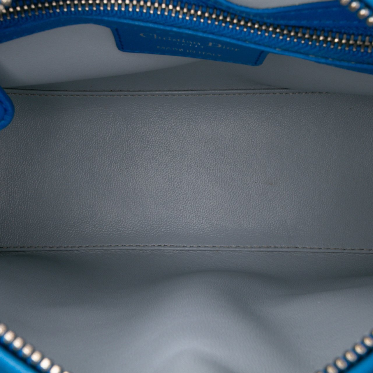 Dior Medium Bicolor Lambskin Cannage Lady Dior Blauw