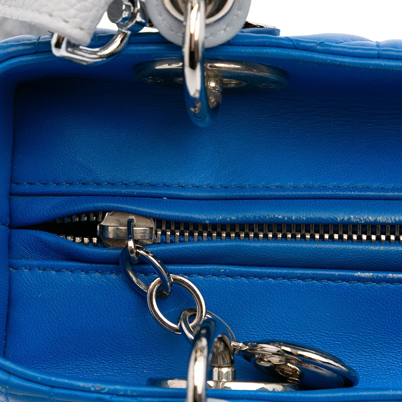 Dior Medium Bicolor Lambskin Cannage Lady Dior Blauw