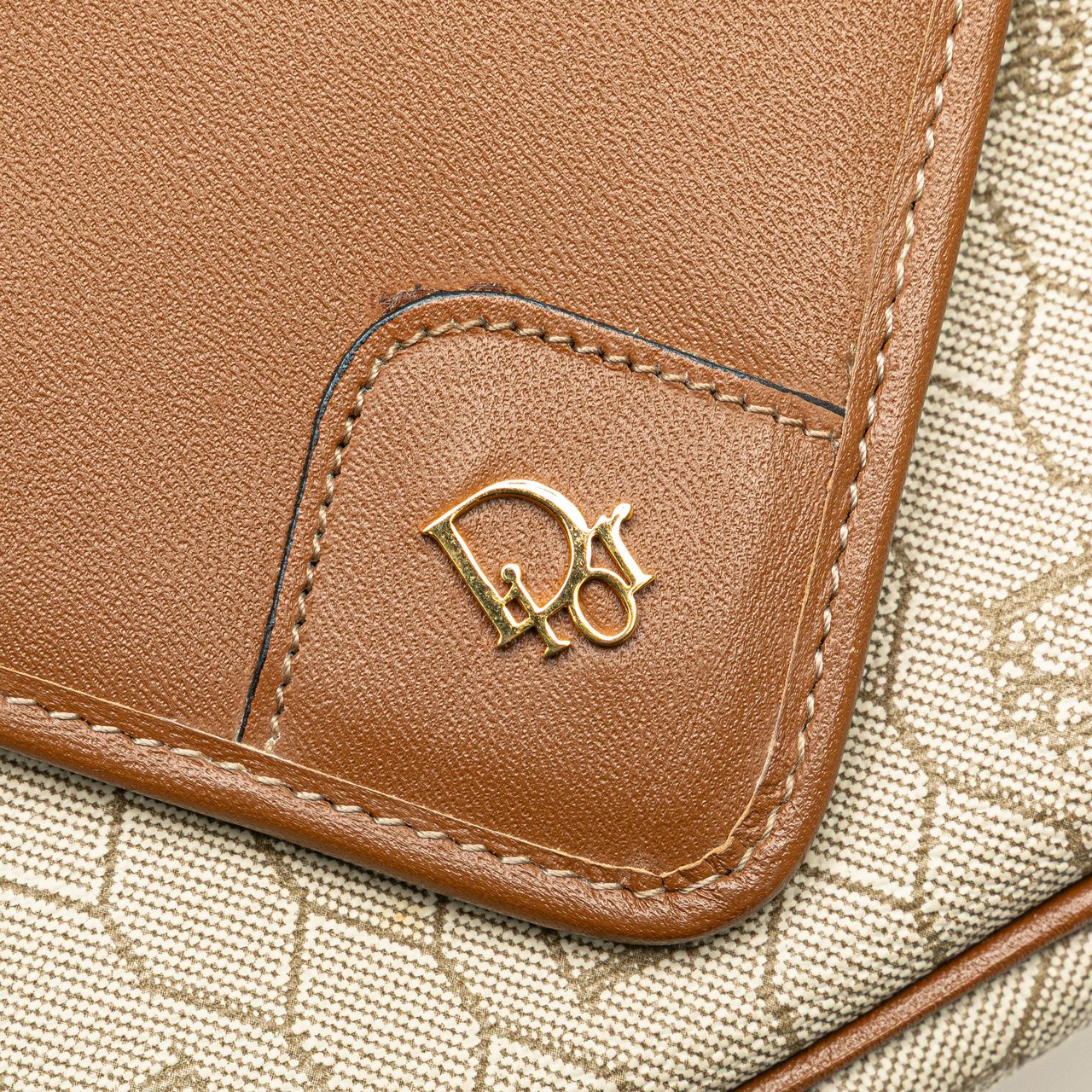 Dior Honeycomb Coated Canvas Crossbody Bruin