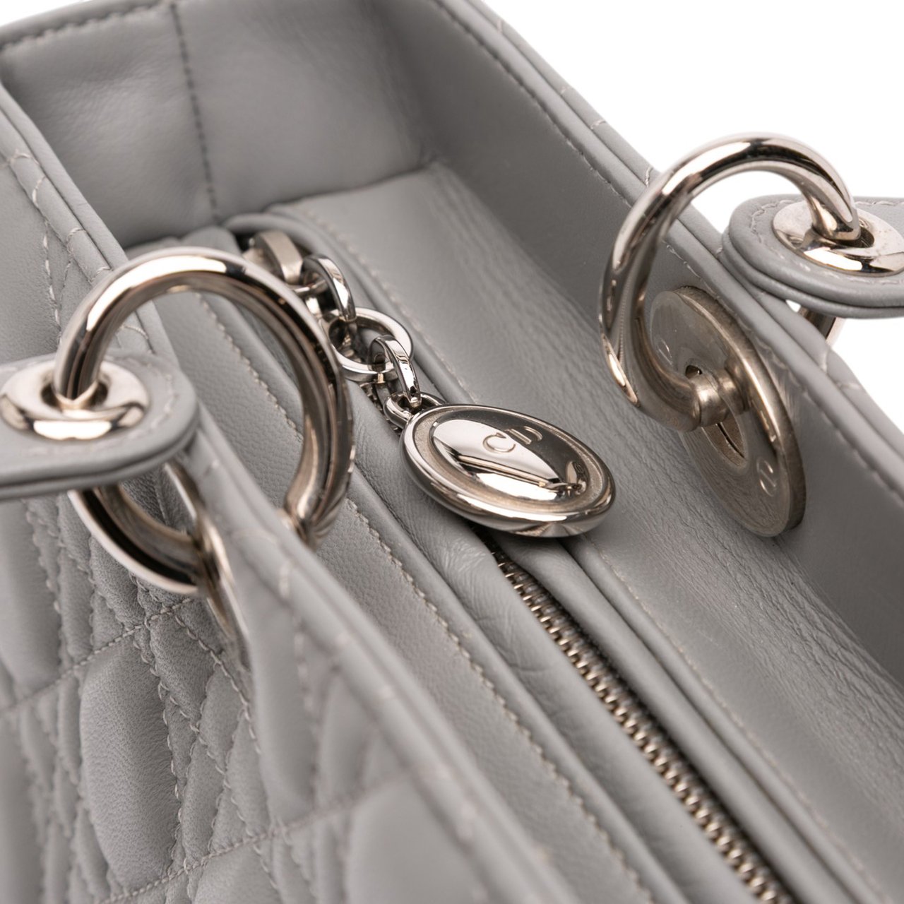 Dior Large Lambskin Cannage Lady Dior Grijs