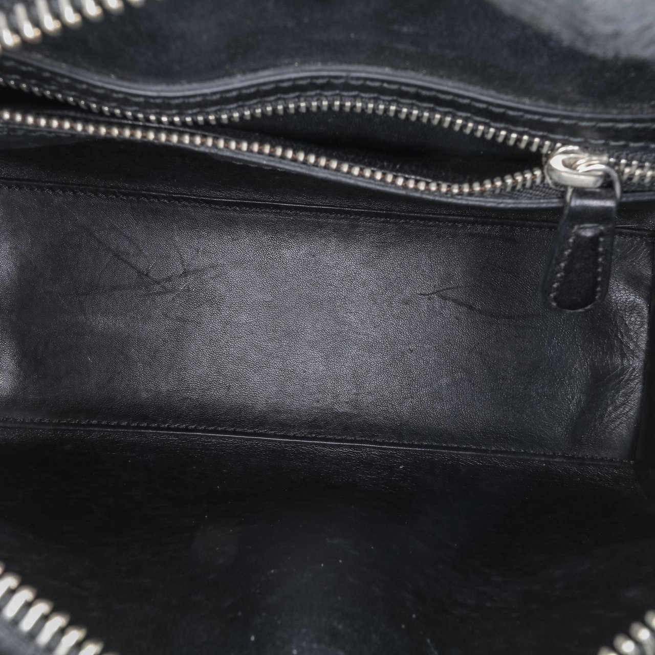 Dior Medium Calfskin Patch Embellished Lady Dior Zwart