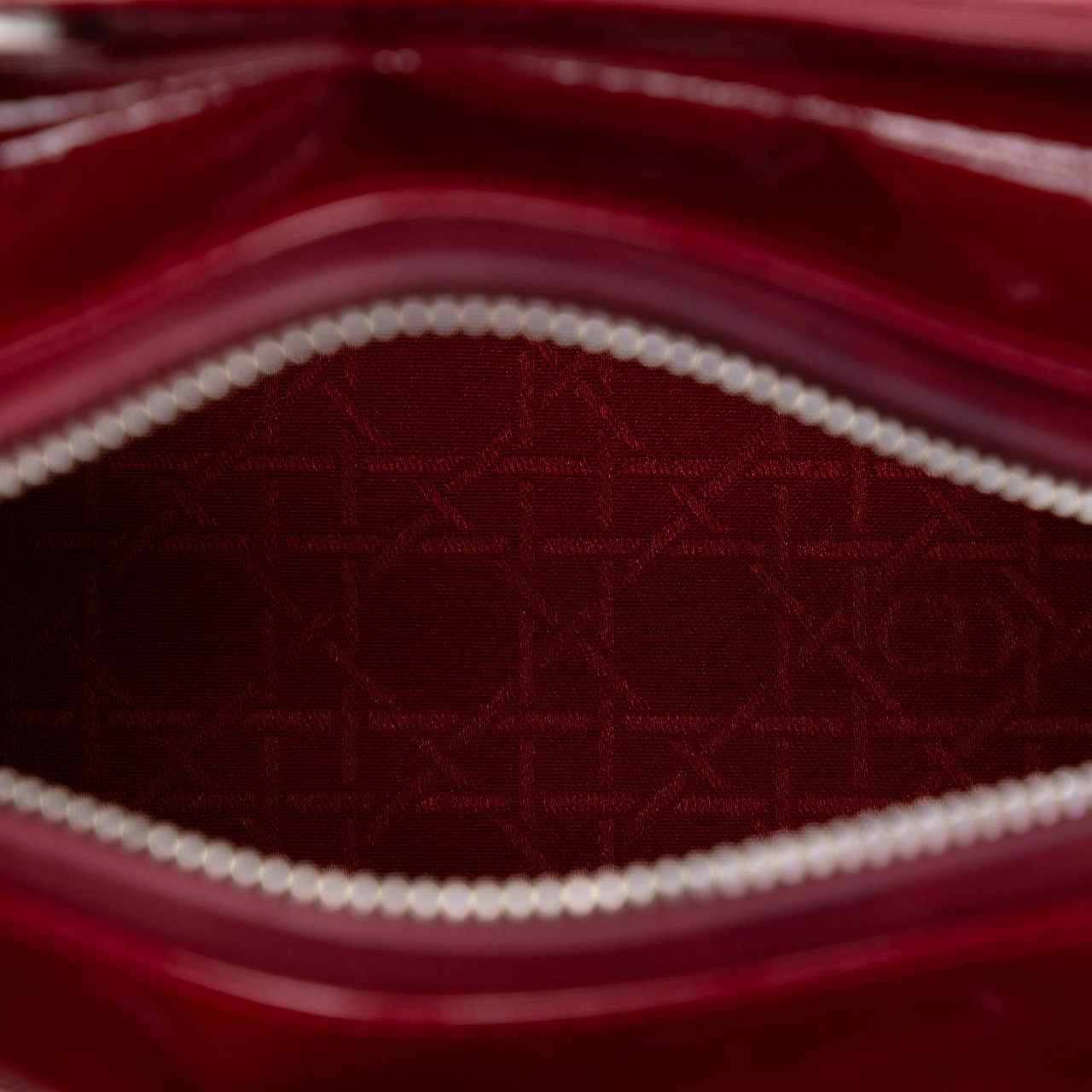 Dior Medium Patent Cannage Lady Dior Rood