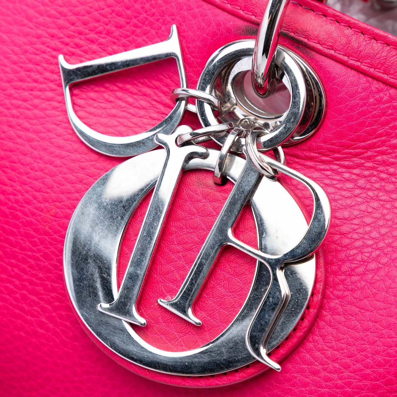 Dior Medium Leather Diorissimo Satchel Roze
