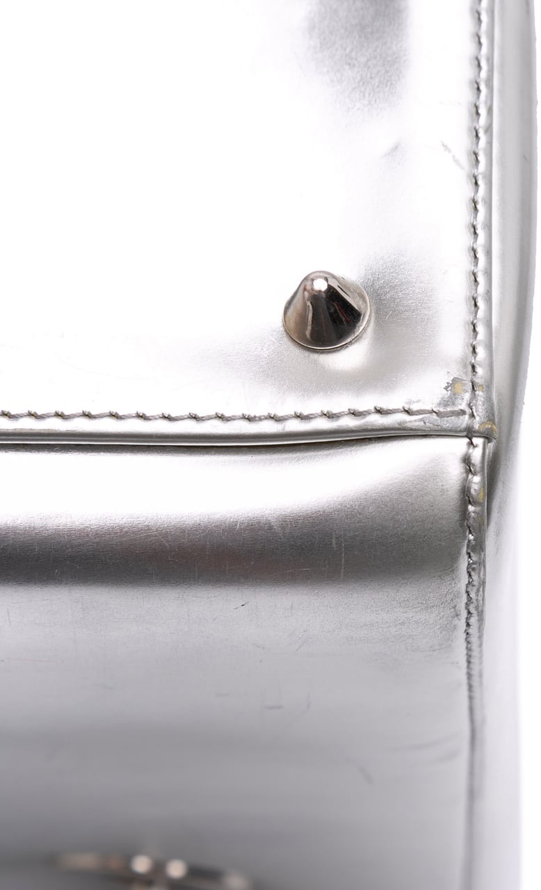 Dior Medium Metallic Patent Lady Dior Zilver