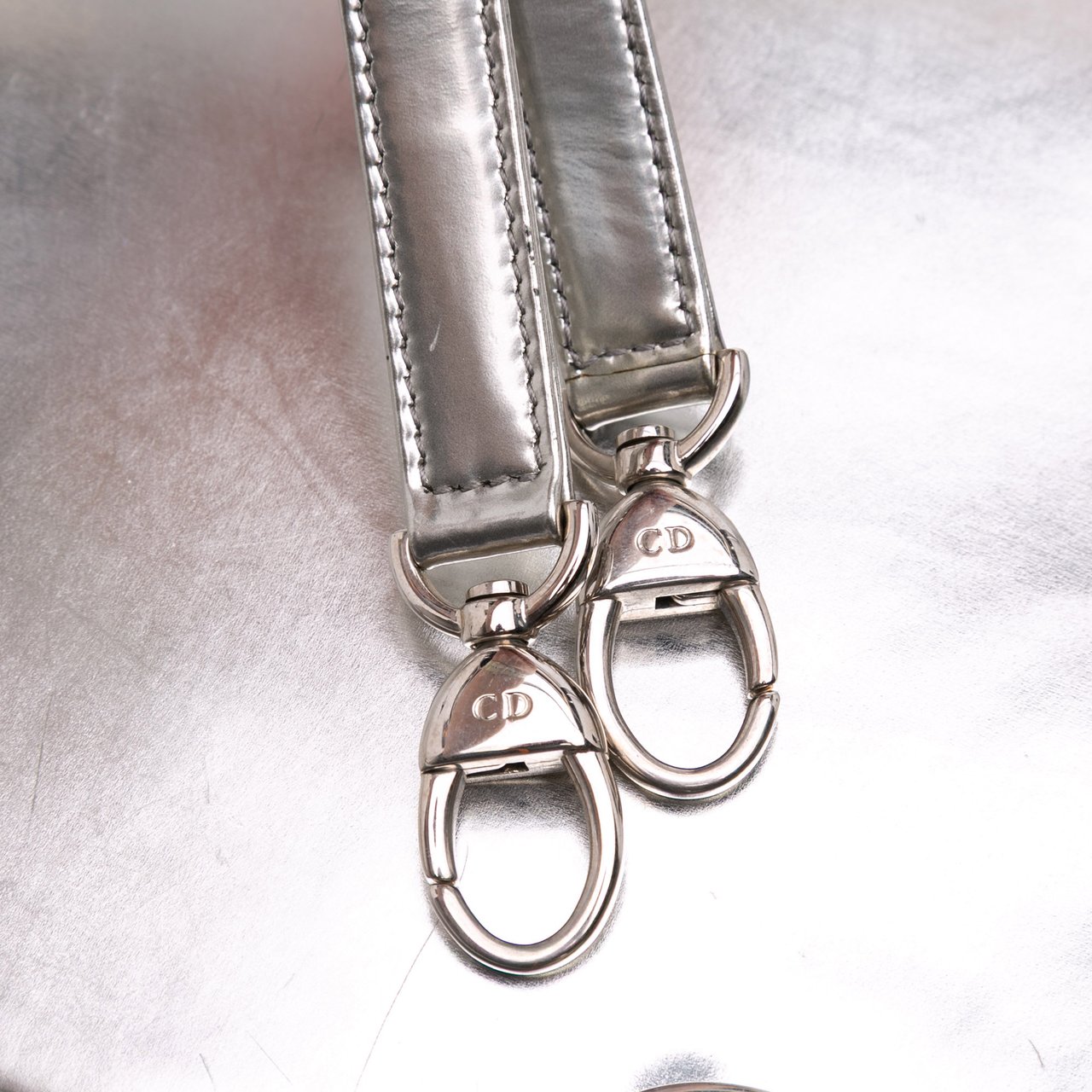Dior Medium Metallic Patent Lady Dior Zilver