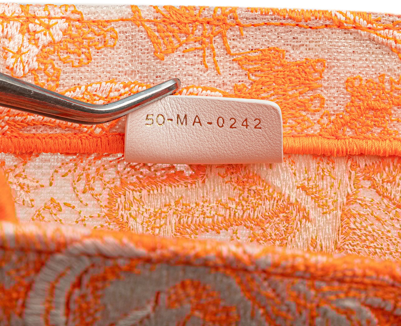 Dior Medium Toile de Jouy Book Tote Oranje