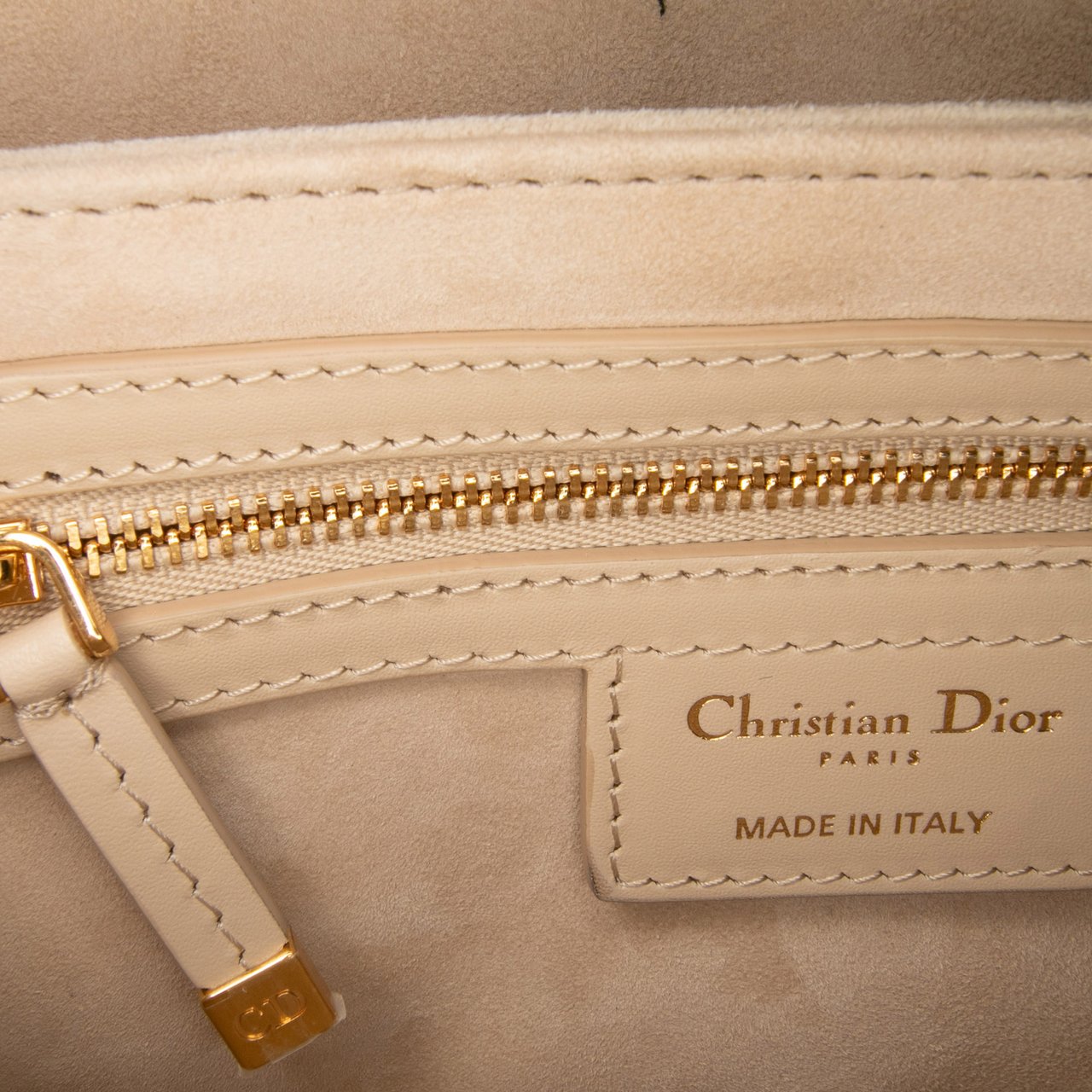 Dior Leather CD Signature Flap Bruin