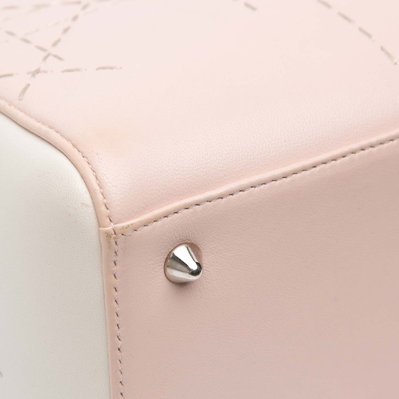 Dior Medium Bicolor Lambskin Macrocannage Stitched Lady Dior Roze