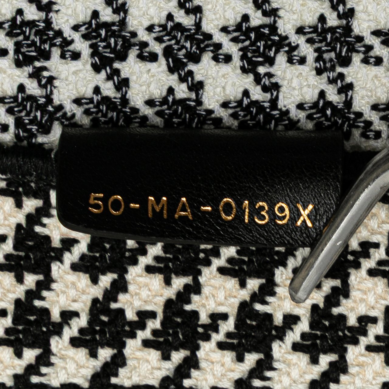 Dior Large Canvas Houndstooth Embroidered Book Tote Zwart