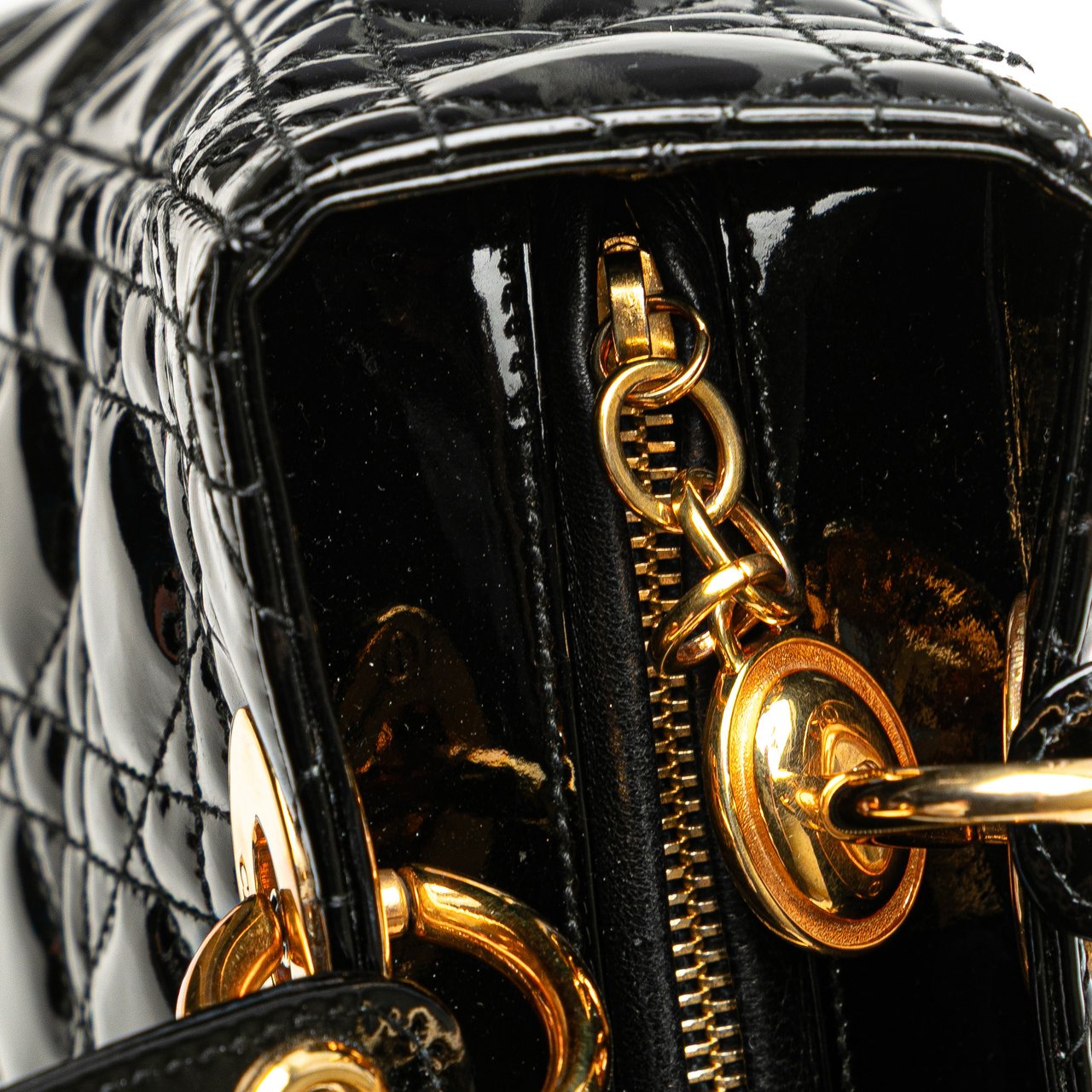 Dior Medium Patent Cannage Lady Dior Zwart