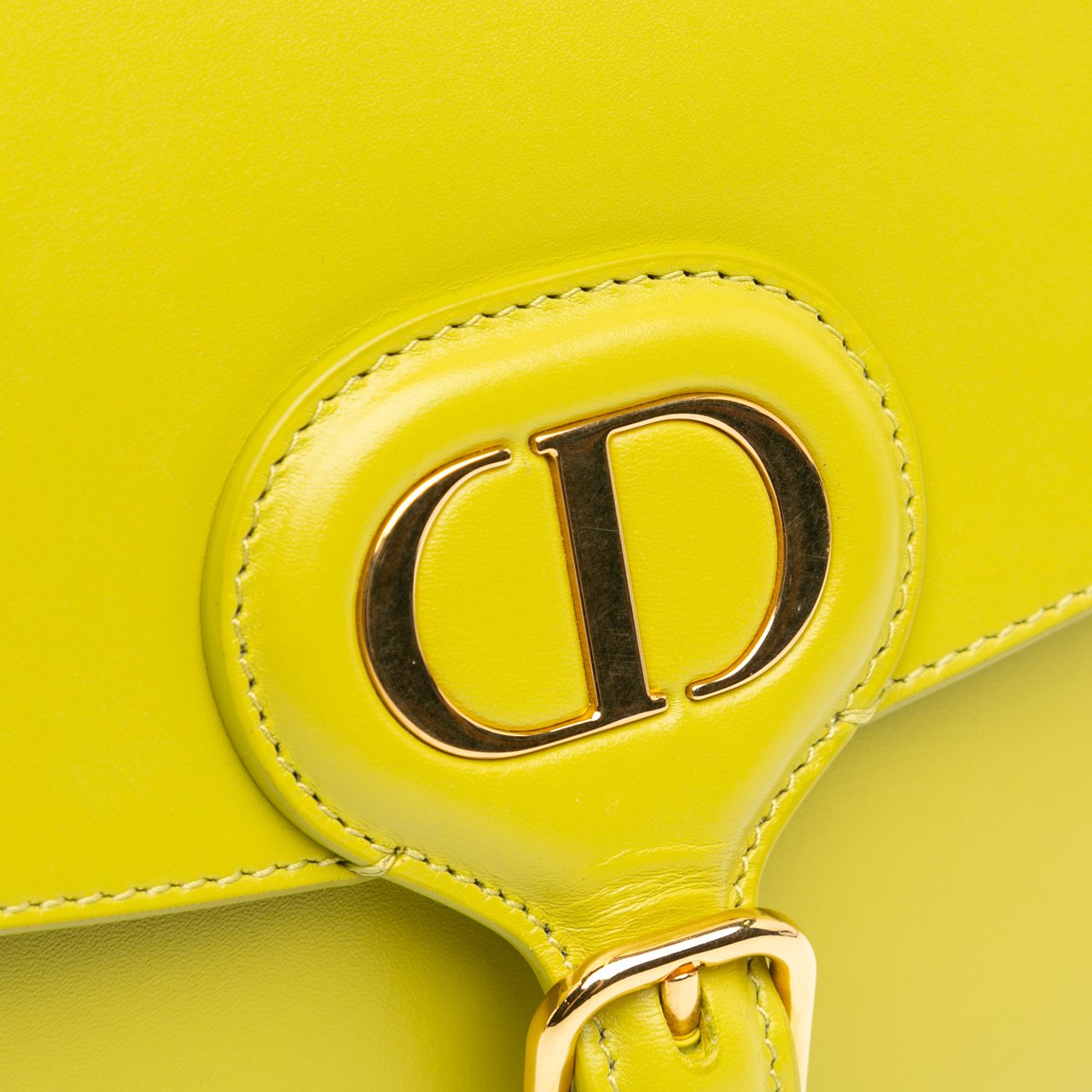 Dior Medium Leather Bobby Crossbody Groen