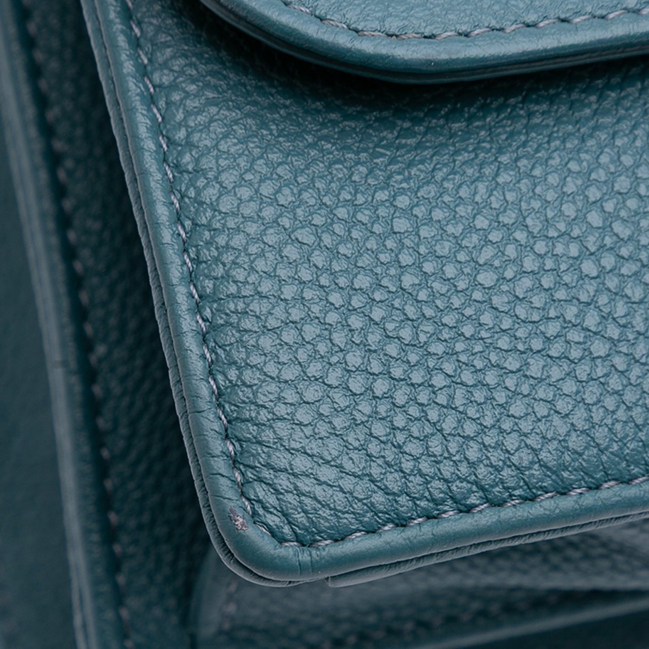 Dior Medium Grained Calfskin Diorama Satchel Blauw