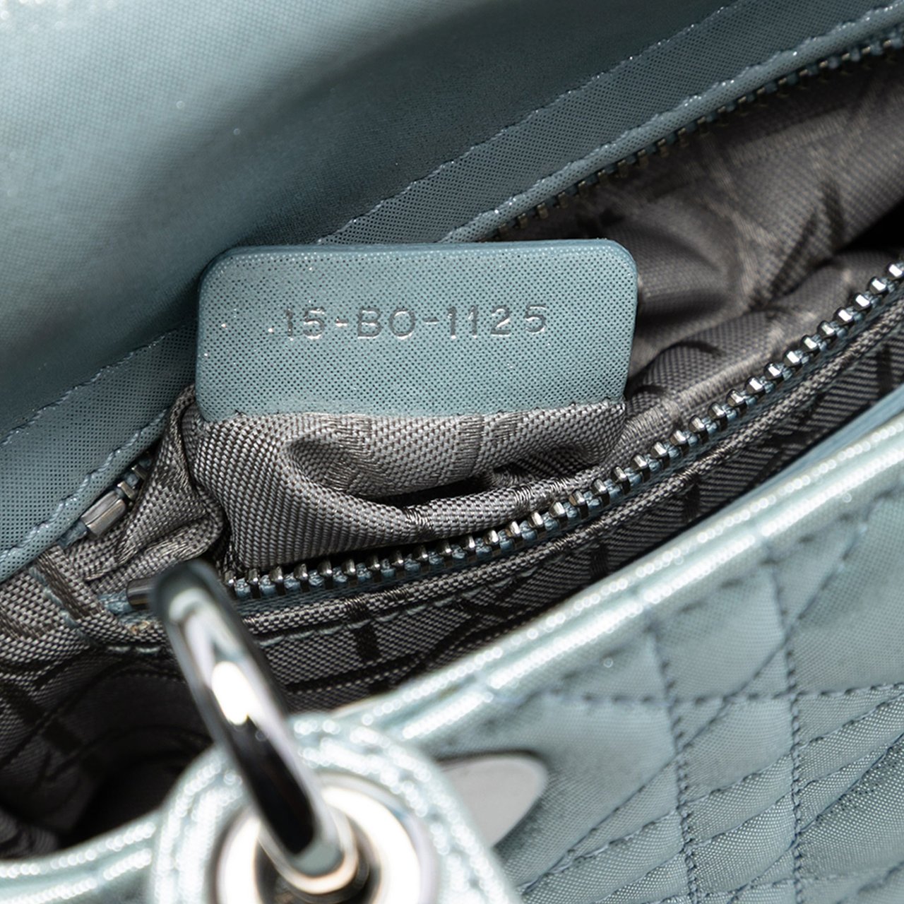 Dior Mini Iridescent Lambskin Cannage Lady Dior Blauw