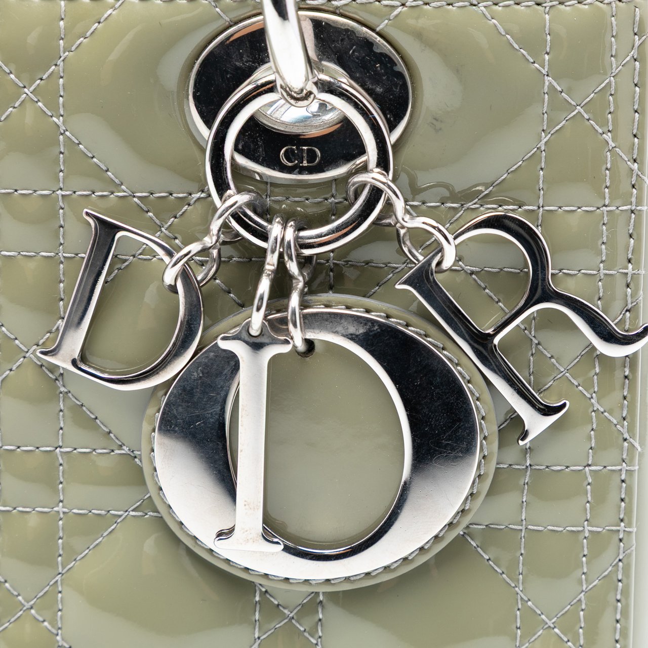 Dior Medium Patent Cannage Lady Dior Groen