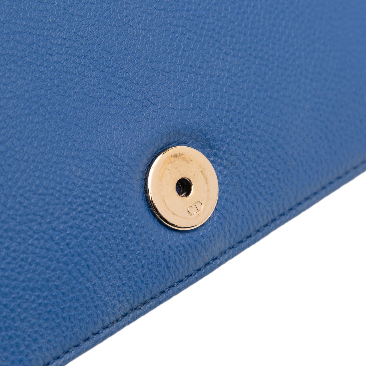 Dior Grained Calfskin Diorama Wallet on Chain Blauw