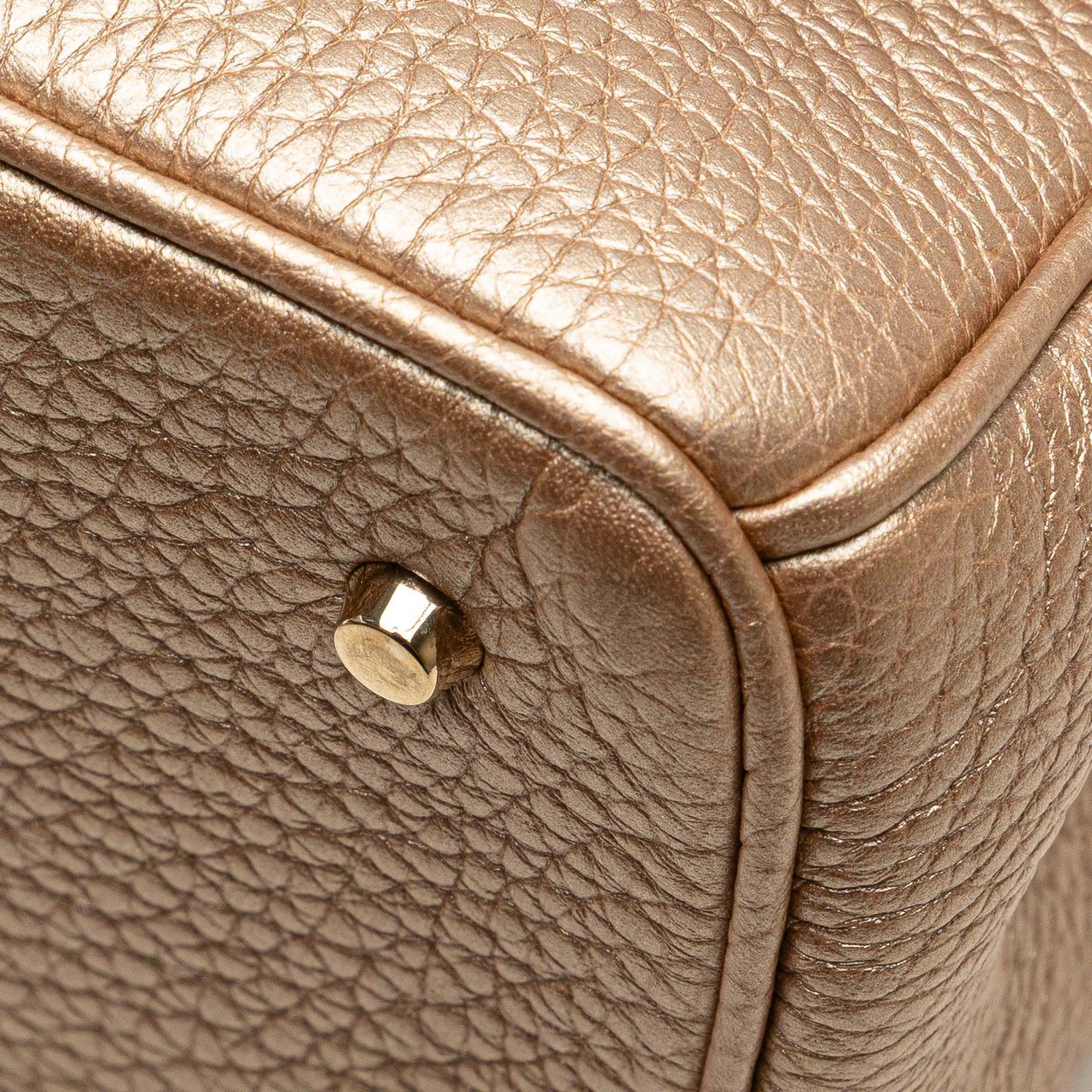 Dior Mini Metallic Grained Calfskin Be Dior Flap Goud