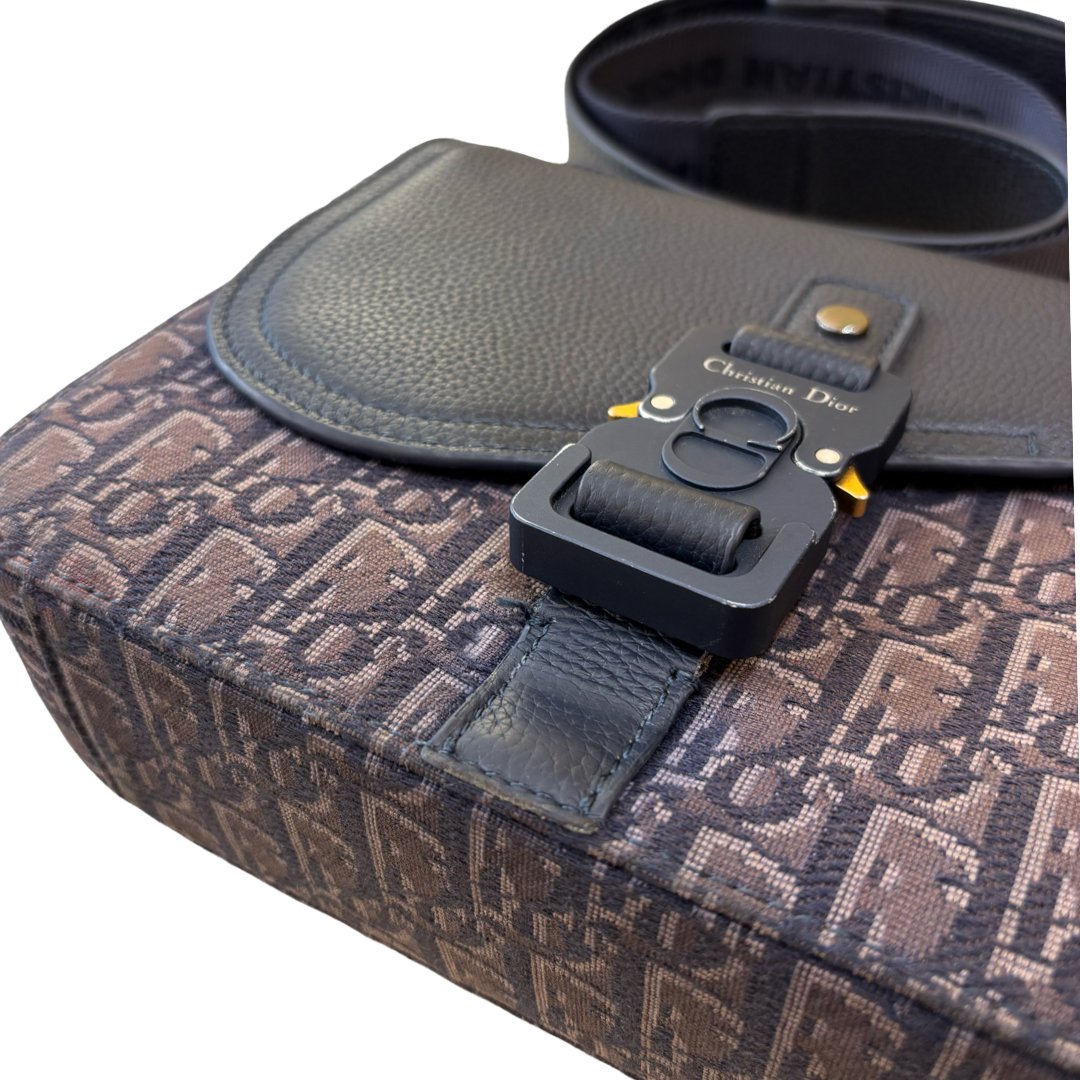 Dior Christian Dior Saddle Flap Messenger Oblique Canvas and Leather Mini Blauw