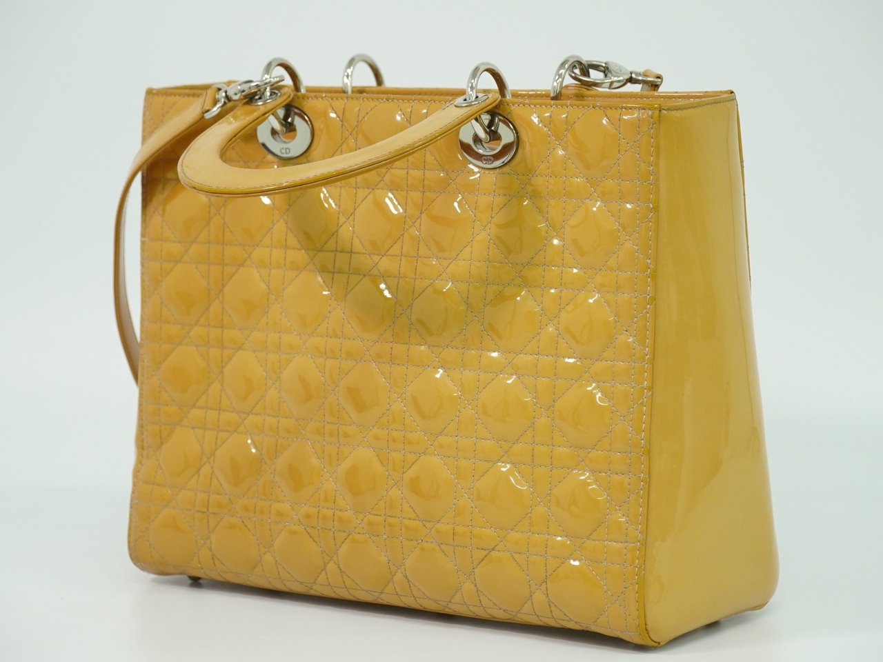 Dior Christian Dior Vintage Lady Dior Bag Cannage Quilt Patent Medium Rood