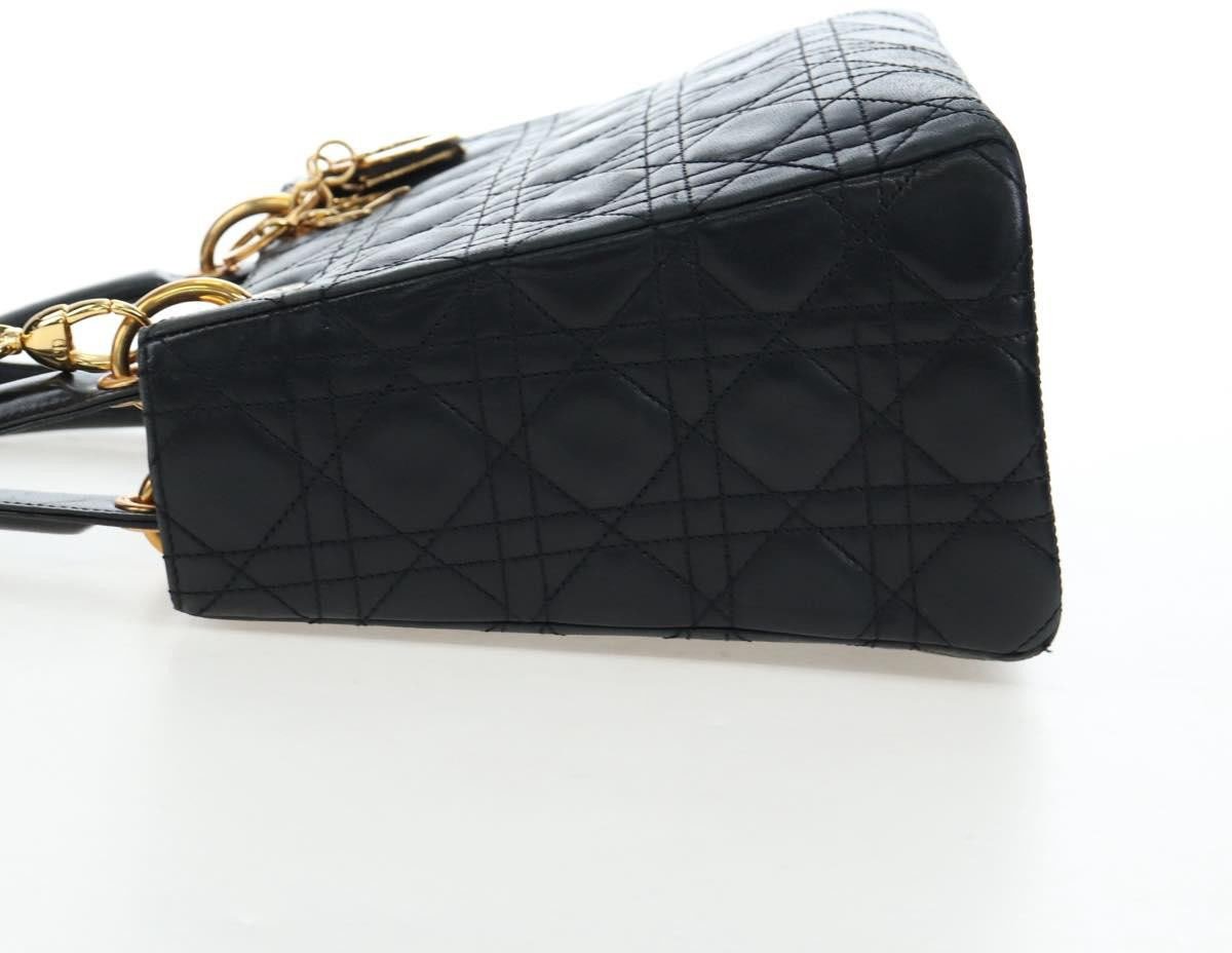 Dior Christian Dior Lady Dior Cannage Quilt Lambskin Medium Zwart
