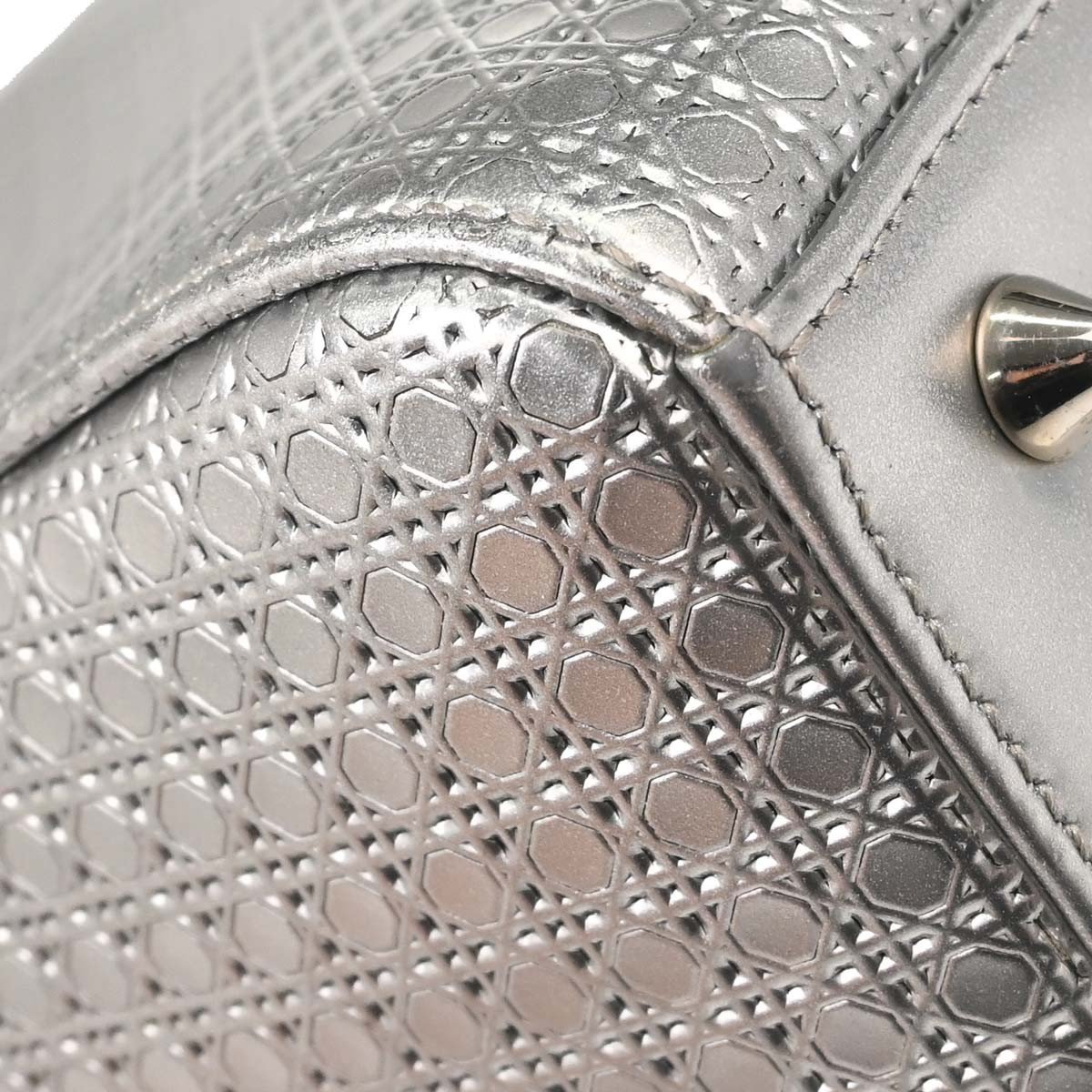 Dior Christian Dior Lady Dior Micro Cannage Metallic Calfskin Medium Zilver