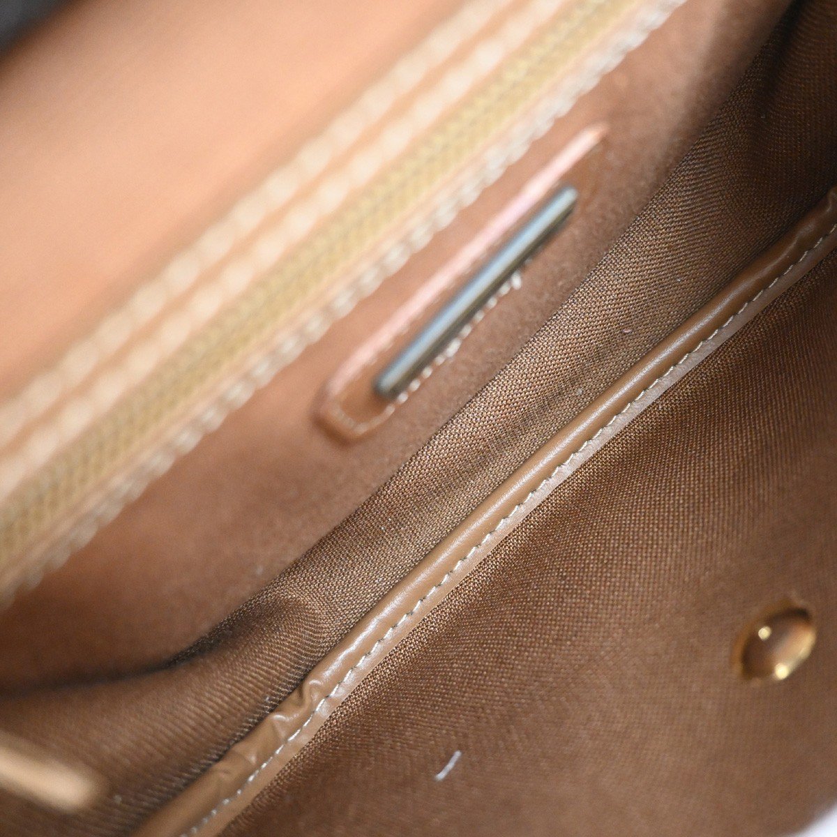 Dior Christian Dior Vintage Honeycomb Canvas and Leather Zwart