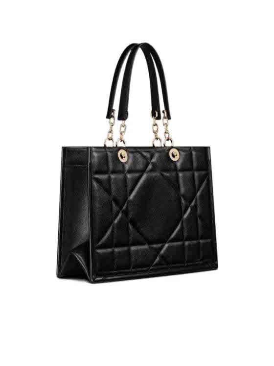 Dior Christian Dior Essential Tote Archicannage Quilt Calfskin Large Zwart