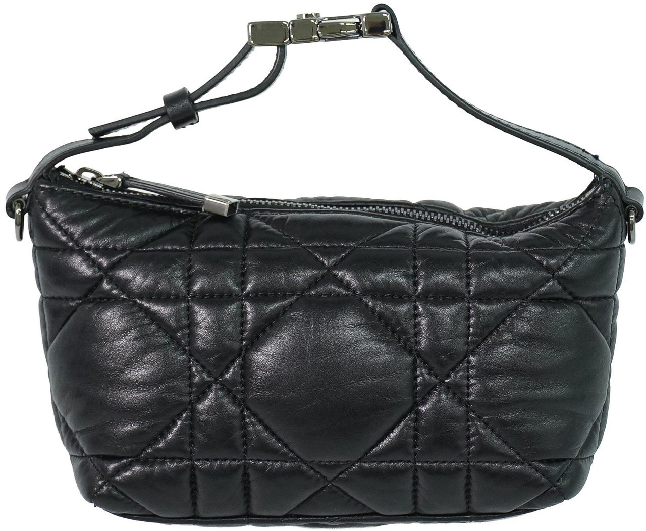 Dior Christian Dior DiorTravel Nomad Pouch Macrocannage Quilt Calfskin Medium Zwart