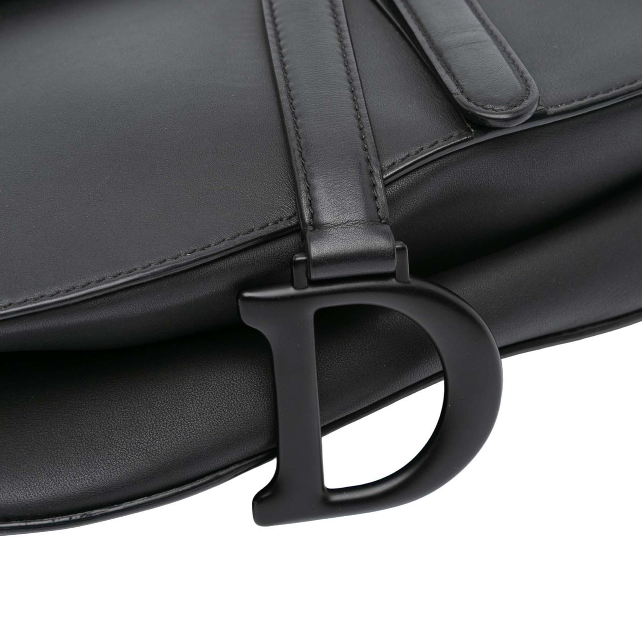Dior Ultra Matte Calfskin Saddle Bag Zwart