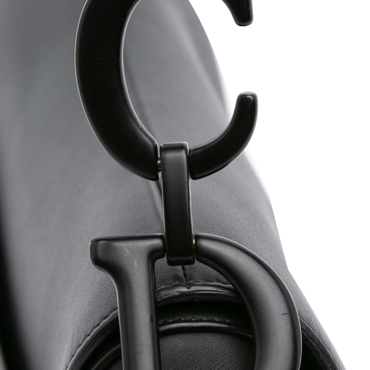 Dior Ultra Matte Calfskin Saddle Bag Zwart