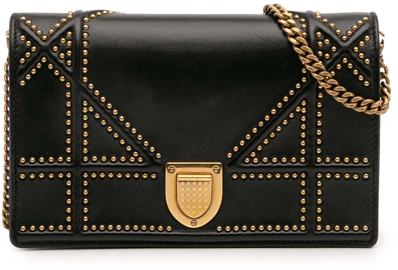 Dior Studded Calfskin Diorama Wallet on Chain Zwart